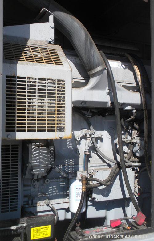 Used Detroit Diesel / MTU trailer mounted 300 kW diesel generator set, Detroit Diesel model 300DSE, serial #773417, Detroit Diesel model S60 4-cycle engine rated 490HP @ 1800 RPM, turbocharged, after...