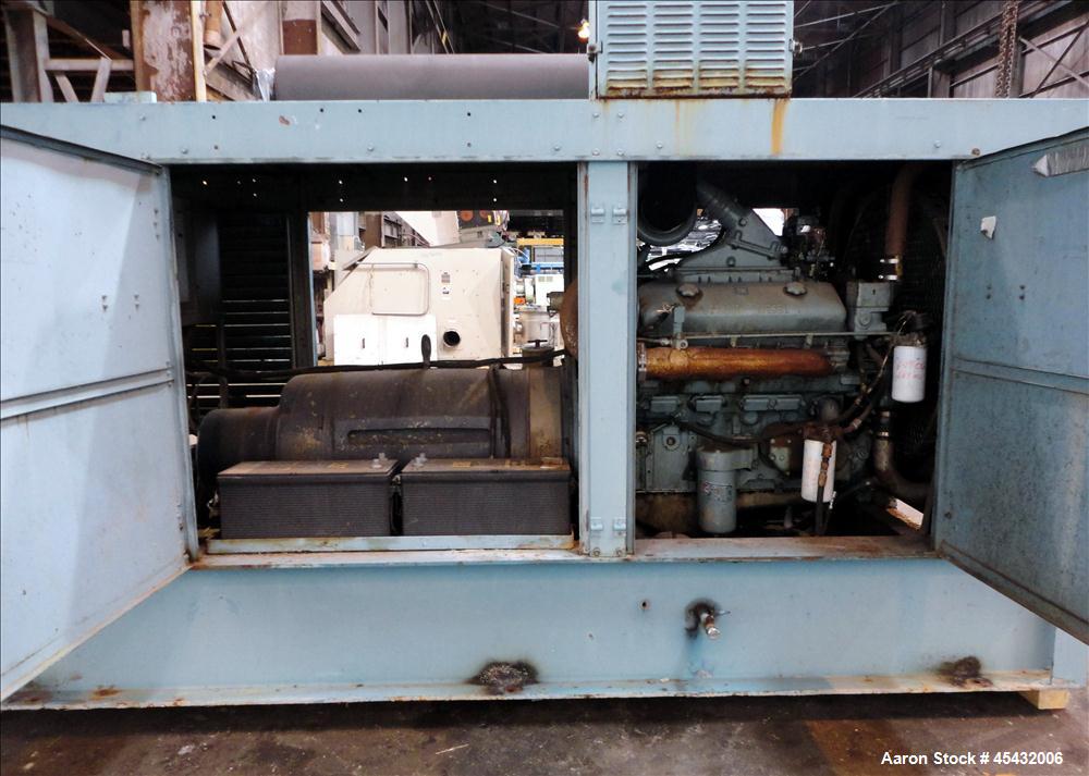 Used Detroit Diesel 200 kW diesel generator set