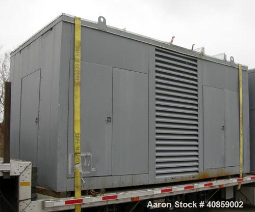 Used- Detroit Diesel 750 kW diesel generator set. Detroit Diesel 16V92T engine, 1095 brake horsepower, serial #16VF006867. M...