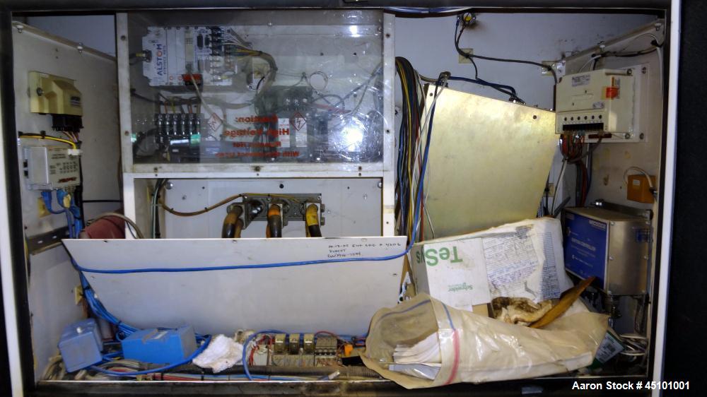 Used Hess / Doosan 400 kW natural gas generator. Doosan model GV222TIC engine.