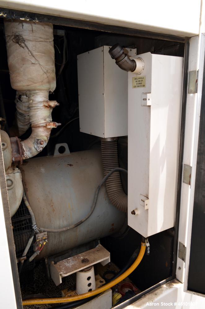 Used Hess / Doosan 400 kW natural gas generator. Doosan model GV222TIC engine.
