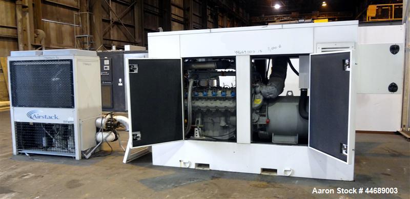 Unused-Hess Microgen 400 kW continuous rated natural gas generator set. Dawoo engine model GV222 TI 22 liter SNEEYOA200216. 3/60/480V. 800 Amp main-line circuit breaker. New Basler 2020 control panel...