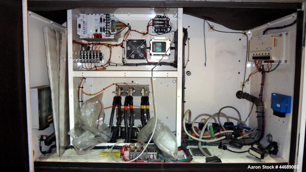 Unused-Hess Microgen 400 kW continuous rated natural gas generator set. Dawoo engine model GV222 TI 22 liter SNEEYOA200216. 3/60/480V. 800 Amp main-line circuit breaker. New Basler 2020 control panel...