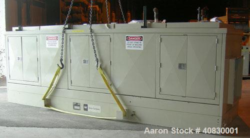 Used Solar/Saturn 1000 kW Gas Turbine Generator Set, Diesel Fueled, Model KS22673, Assembly 37061, Serial #8425602. 3/60/480V.  New engine installed 1998 with 616 actual hours, total set hours are 78...