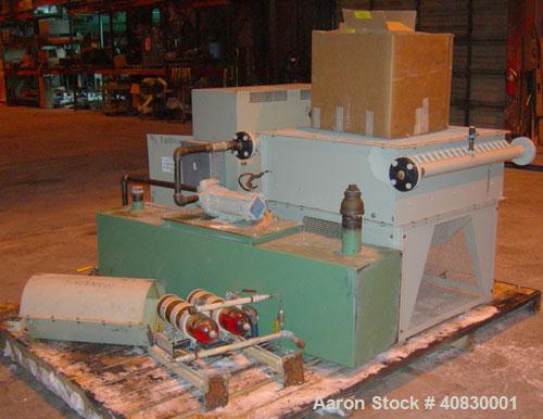 Used Solar/Saturn 1000 kW Gas Turbine Generator Set, Diesel Fueled, Model KS22673, Assembly 37061, Serial #8425602. 3/60/480V.  New engine installed 1998 with 616 actual hours, total set hours are 78...