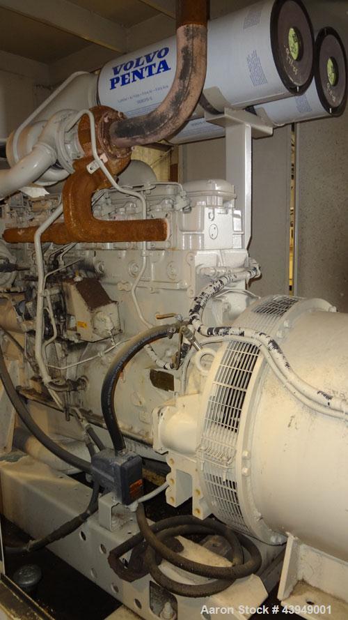 Used Katolite 250 kW standby (220kW Prime) diesel generator set, model D250FPV4, SN-LM23961385193-1002. Volvo TAD1031GE engine 381 HP @ 1800 RPM, SN-2100318383. 3/60/120/208V reconnectable to other v...