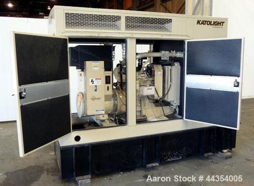 Used Katolight 25 kW standby (20kW prime) diesel generator set model D25FDJ4T2 SN-140911-0107. John Deere model 4042TF270 engine rated 48 HP @ 1800 RPM, emissions EPA Tier 2 certified. UL 2200 packag...