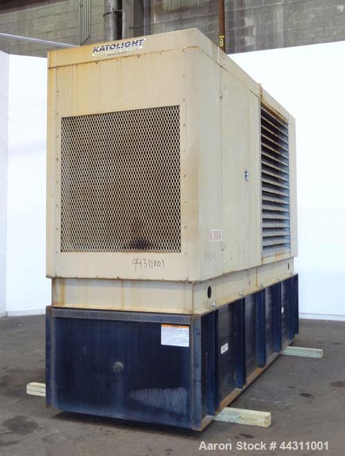 Used Katolight 400 kW Standby (350 kW prime) Diesel Generator Set, model D400FRV4, Serial #LM235869. Volvo model TWD1630GP engine rated 605 hp @ 1800 rpm. 3/60/277/480V. 600 Amp main-line circuit bre...