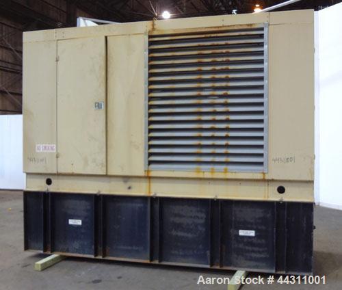 Used Katolight 400 kW Standby (350 kW prime) Diesel Generator Set, model D400FRV4, Serial #LM235869. Volvo model TWD1630GP engine rated 605 hp @ 1800 rpm. 3/60/277/480V. 600 Amp main-line circuit bre...