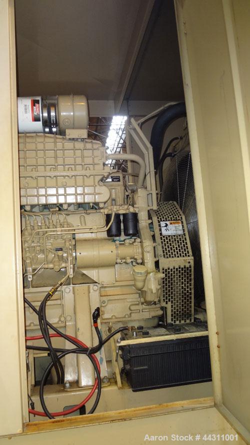 Used Katolight 400 kW Standby (350 kW prime) Diesel Generator Set, model D400FRV4, Serial #LM235869. Volvo model TWD1630GP engine rated 605 hp @ 1800 rpm. 3/60/277/480V. 600 Amp main-line circuit bre...