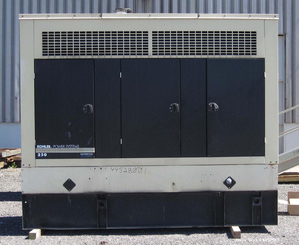 Used Kohler 265kW standby (240kW prime) diesel generator set, model 250REOZV SN 767397, Volvo TAD1031GE engine rated 400 HP @ 1800 RPM, emissions EPA tier 2, SN-2100326667. 3/60/277/480V. 400 Amp mai...