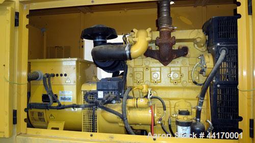 Used Cat / Olympian 40kW Standby (36kW prime) Trailered Diesel Generator Set, Model D40P2, SN-OLY00000PNPF02914. Perkins engine rated 75 HP @ 1800 RPM. 3/60/120/208V. 12 lead reconnectable. 150 Amp m...