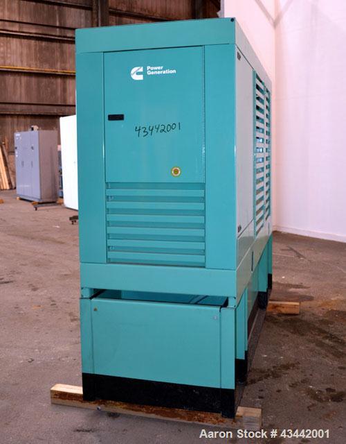 Used Cummins Onan 125 kW diesel generator set.Cummins model 125DGEA SN0B960598871.Cummins 6CT8.3-G engine rated 207 HP at 1800 RPM SN-45310956. 3/60/277/480V. 225 Amp main-line circuit breaker. Weath...