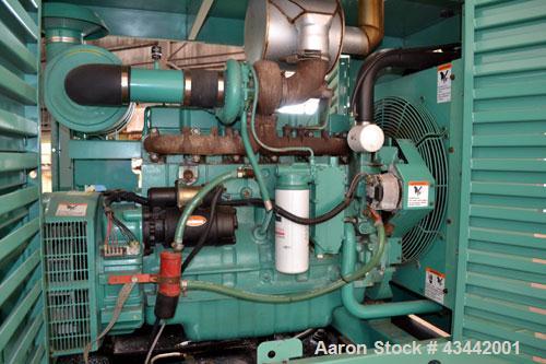 Used Cummins Onan 125 kW diesel generator set.Cummins model 125DGEA SN0B960598871.Cummins 6CT8.3-G engine rated 207 HP at 1800 RPM SN-45310956. 3/60/277/480V. 225 Amp main-line circuit breaker. Weath...
