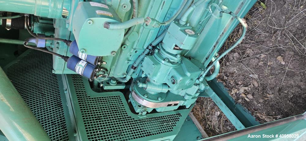 Used Onan 250 kW Natural Gas Generator | Model 250GEBC | Cummins G1A855G3 Engine | 480V | 570 Hours (2005)