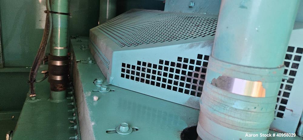 Used Onan 250 kW Natural Gas Generator | Model 250GEBC | Cummins G1A855G3 Engine | 480V | 570 Hours (2005)