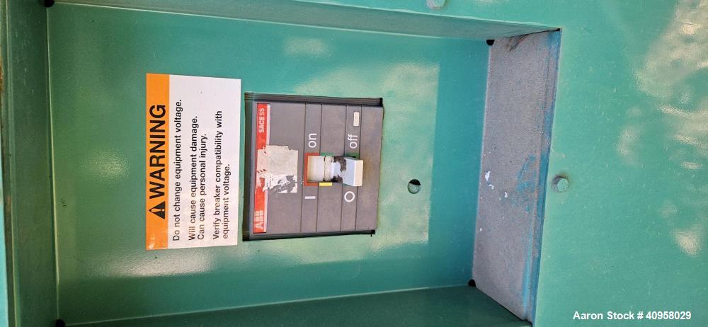 Used Onan 250 kW Natural Gas Generator | Model 250GEBC | Cummins G1A855G3 Engine | 480V | 570 Hours (2005)