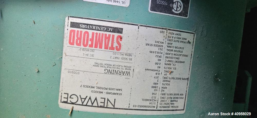 Used Onan 250 kW Natural Gas Generator | Model 250GEBC | Cummins G1A855G3 Engine | 480V | 570 Hours (2005)