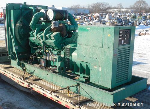 Used Cummins Onan 750 kW Standby Diesel Genset, Model 750DFJA. Cummins model KTA38-G1 engine rated 1135 HP @ 1800 RPM. Engine SN-33124087. 3/60/277/480V, 2500 Amp main-line circuit breaker. Block hea...