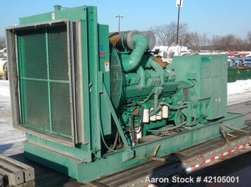 Used Cummins Onan 750 kW Standby Diesel Genset, Model 750DFJA. Cummins model KTA38-G1 engine rated 1135 HP @ 1800 RPM. Engine SN-33124087. 3/60/277/480V, 2500 Amp main-line circuit breaker. Block hea...