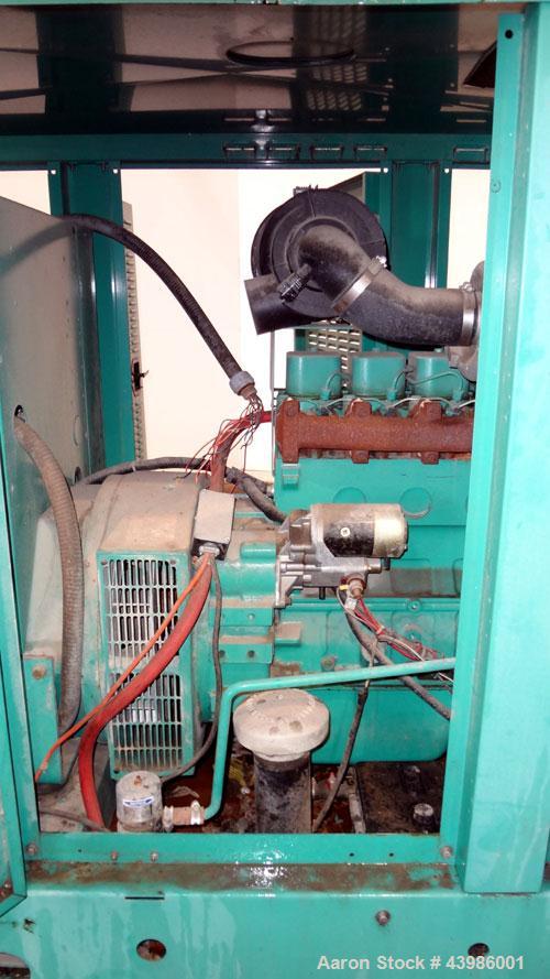 Used Cummins / Onan 80 KW standby (72kW prime) diesel generator set. Model DGDA SN-I990988710. Cummins 6BT5.9-G6 engine rated 166 HP @ 1800 RPM SN-45892032. 3/60/277/480V. 300 Amp main-line circuit b...
