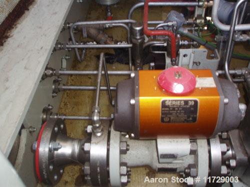 Used 5200 kW Solar Taurus 60 mobile mounted gas turbine generating unit. 3/60/13.8 kv. Primary fuel natural gas. Equipped with starting systems, controls, switchgear systems, air filter and exhaust s...