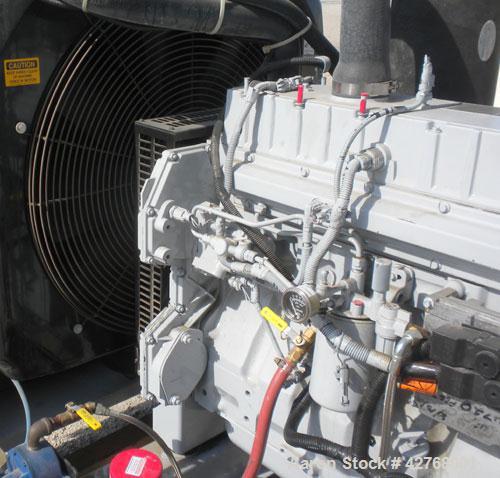 Used Detroit Diesel / Spectrum 205 kW diesel generator set, model 200DSE, SN-661638. Detroit Diesel Series 40, 4-cycle Turbocharged and air-to air charge cooled, International engine family DTA 530E ...