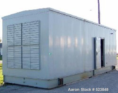 USED: Spectrum/MTU Detroit Diesel 815 kW generator, model 800DS4.Standby rated at 815 kW (1,019 kva). Currently set up for 120/208volts, 3 phase (2,828 amps), 60 hertz, 1800 rpm, 0.8 PF. V16 twinturb...