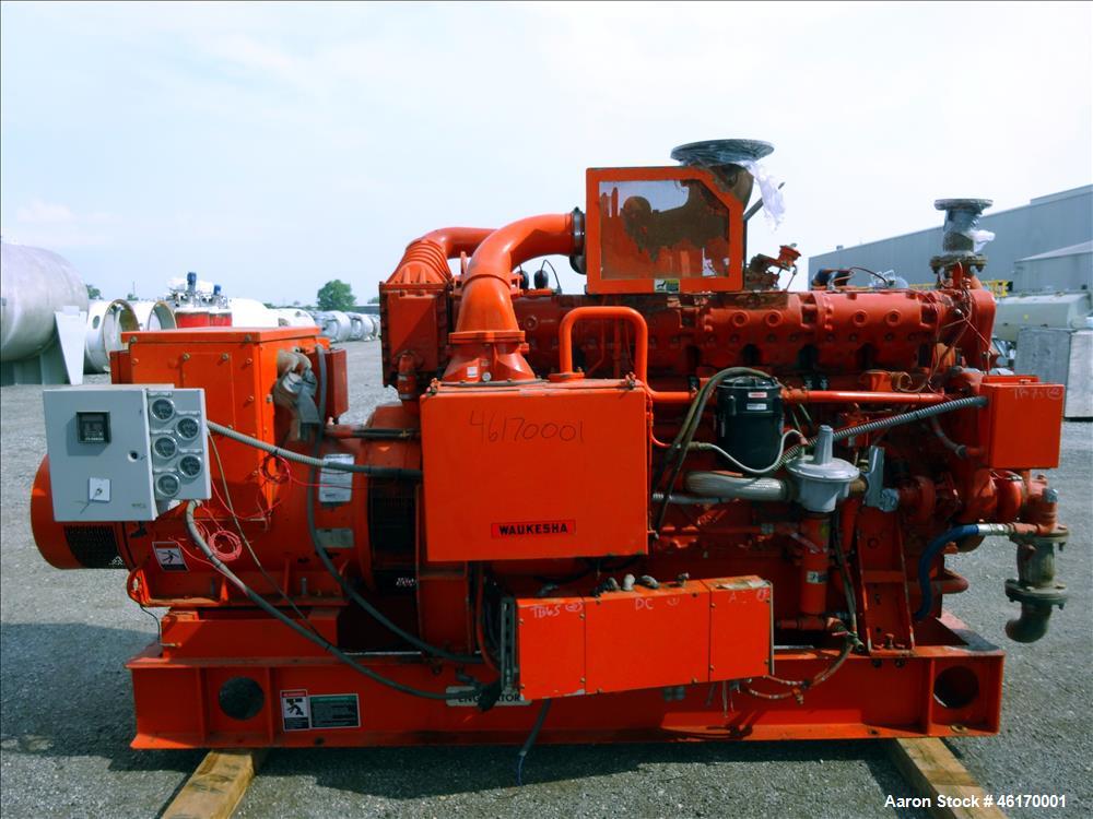 Used Waukesha 406 kW natural gas generator set, model VGF24GLD