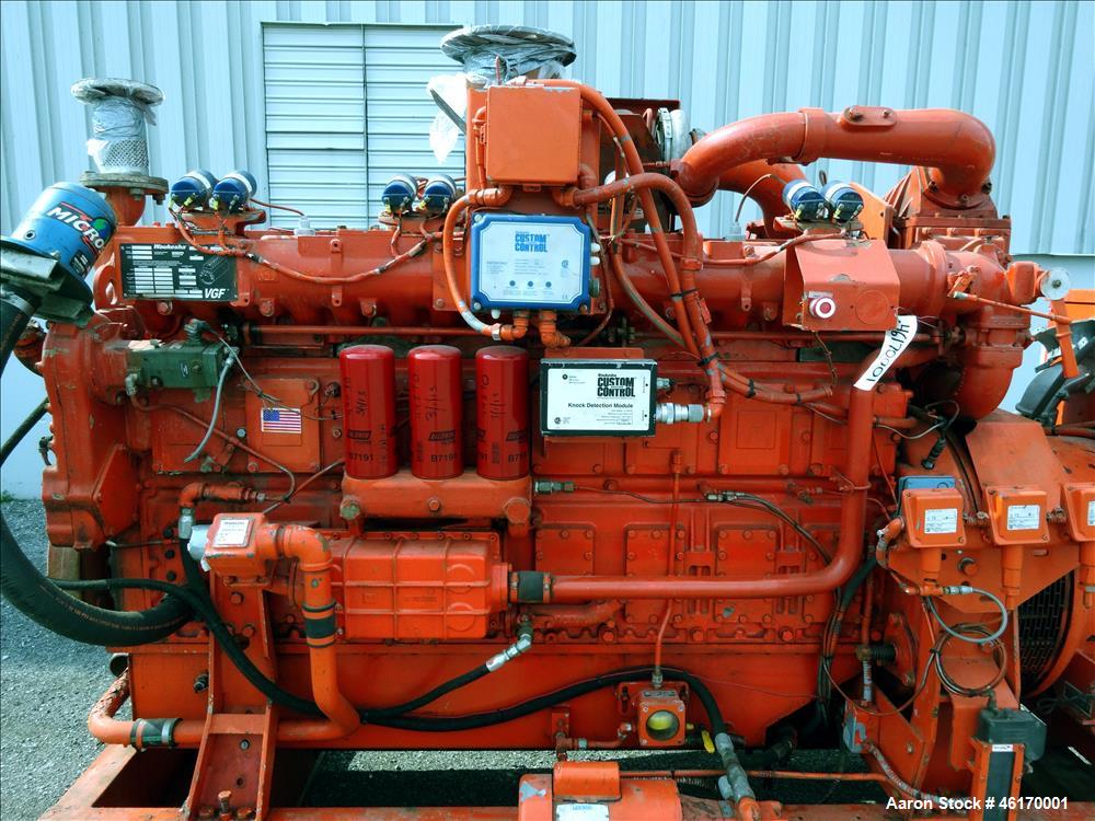 Used Waukesha 406 kW natural gas generator set, model VGF24GLD