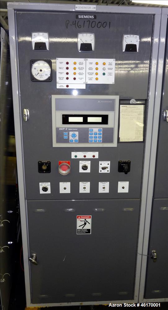 Used Waukesha 406 kW natural gas generator set, model VGF24GLD