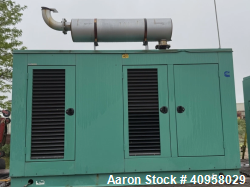 Used Onan 250 kW Natural Gas Generator | Model 250GEBC | Cummins G1A855G3 Engine | 480V | 570 Hours (2005)