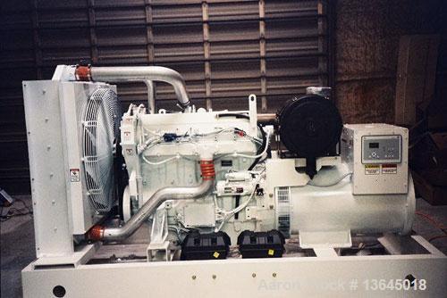 Unused-NEW Cummins powered 600 kW natural gas fueled generator set. Cummins GTA38-G2 engine. Marathon generator 3/60/208-240...