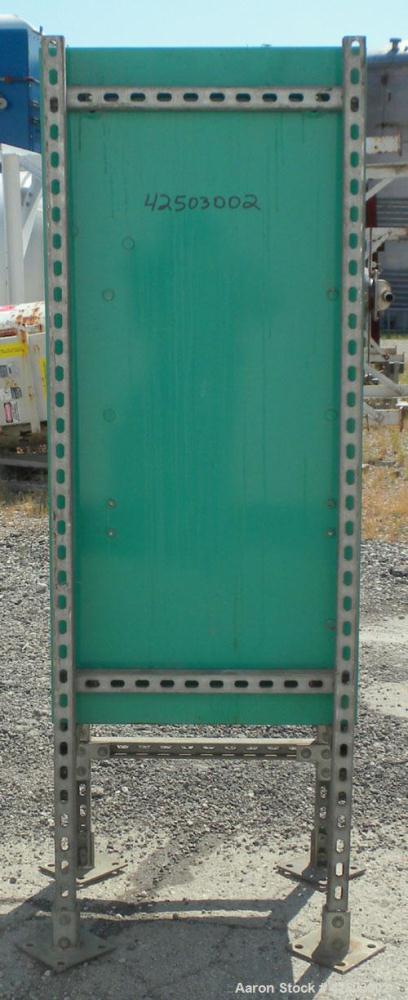 Used Cummins/Onan Transfer Switch, Model OT 300, 300 Amp. Rated 3/60/480 volt. Includes a 2 amp, 12/24 volt battery charger, model 5-00300-315207.