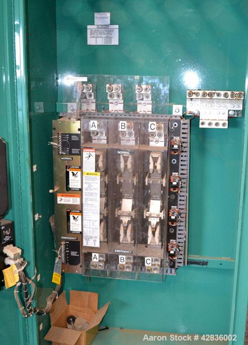 Used Cummins / Onan 1200 Amp Automatic Transfer Switch, Model OTE-3375112, Serial #G990948642. 3/60/480V. Type 1 enclosure.