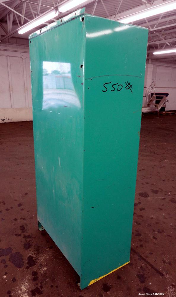 Used Cummins / Onan 1200 Amp Automatic Transfer Switch, model OTE-4479670, serial #E000098536. 3/60/480V. Type 1 enclosure.
