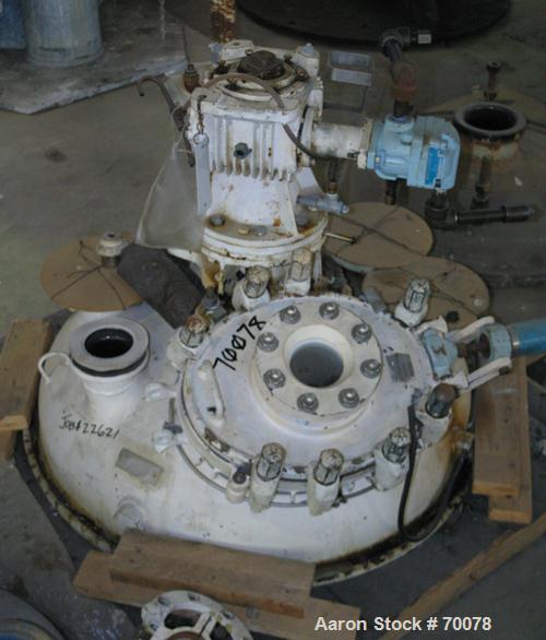 USED: Pfaudler 300 gallon top head. Approximate 40" diameter. Openings: (5) 4", 6", 12 x 16 manway with a 4" sightglass in spring assist cover. Includes a 3TW hydraulic drive, ratio 10:1, no power pa...