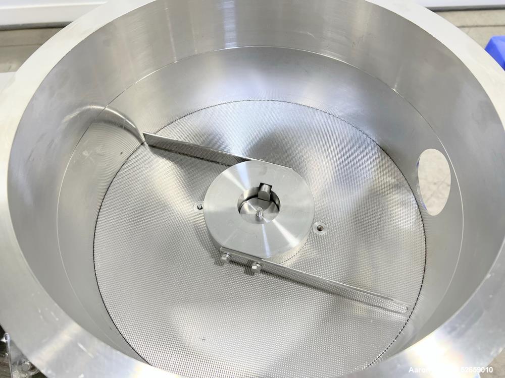 Used- Fuji Paudal Marumerizer Spheronizer, Model QJ400TG, 316 Stainless Steel contact parts. 4L batch size. 8" diameter feed...