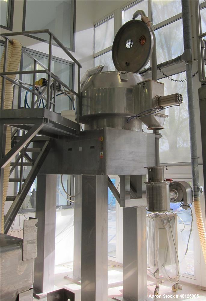 Used TK Fielder high shear mixer, Polished stainless steel construction, Total capacity 14 cu ft (400 liter), working capacity 10.59 cu ft (300 liter). 39" (1190 mm) dia, x 193" (595 mm) st. side non...