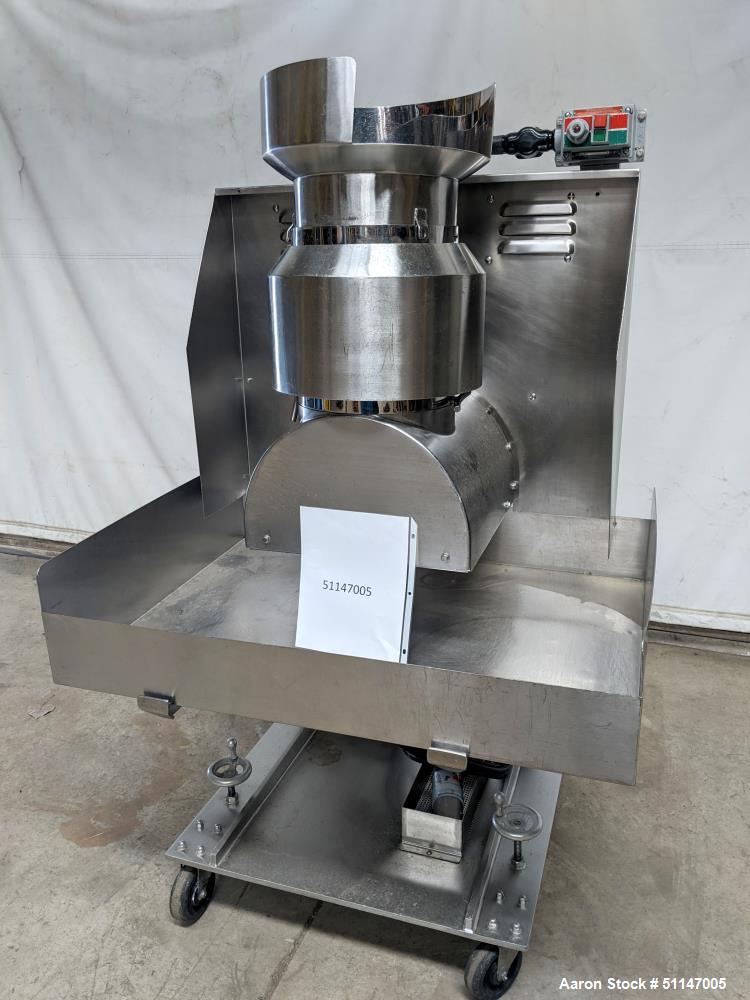 Used Stainless Steel Granulator / Lump Breaker.