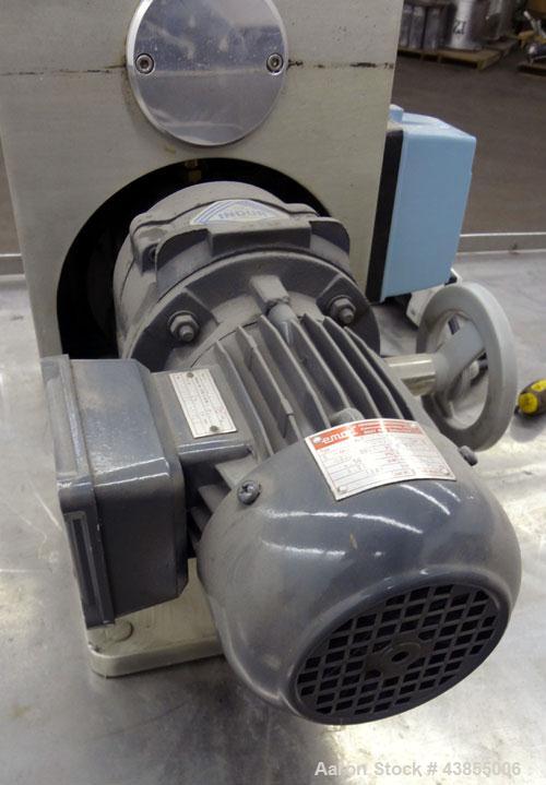 Used Frewitt GLA Oscillating Granulator, Type GLAORV, 316 Stainless Steel. Approximate capacity up to 80 kg per hour depending on the type of material. Driven by a 0.37 kw, 3/50/220/380 volt, 1380 rp...