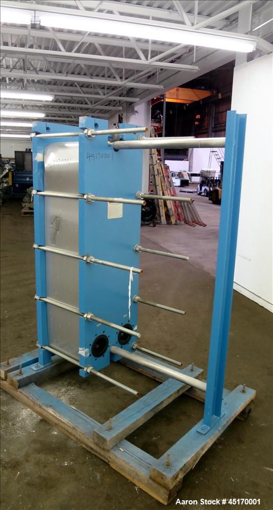 Used Mueller Accu-Therm Plate Heat Exchanger, 486.2 Square Feet, Model AT40-F-2