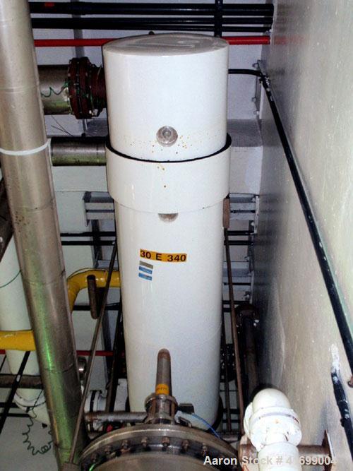 Used Doyle & Roth Shell and Tube Heat Exchanger, 315 square feet, horizontal. 304 stainless steel shell rated 150 psi at 350 deg F and –20 deg F at 150 psi. (268) 3/4'' diameter x 6' long Haselloy C2...