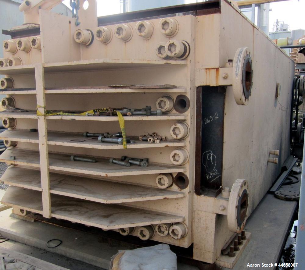Used DDI Heat Recovery Heat Exchanger, Model 3X4.5 X 16X3 X 8X15 X 0.5M-850,400 2C. Therminol, 1 door.  Utilized as a Therminol to Sludge heat Exchanger used to preheat Digested Sludge.   Carbon stee...