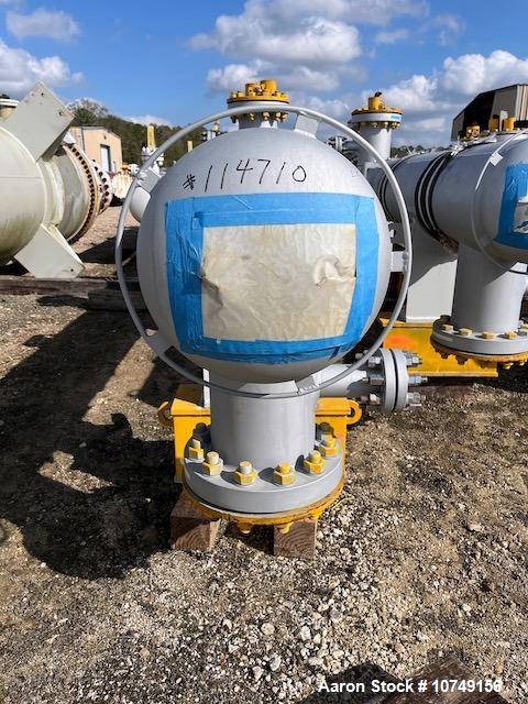 Used Wuxi Chemical Equipment 234 sq. ft. Horizontal Shell and Tube Heat Exchanger. Duplex 2205 stainless steel tubes rated 532 psi at 32 to 430 degrees F. 9' Tube length. 316L Stainless Steel shell r...