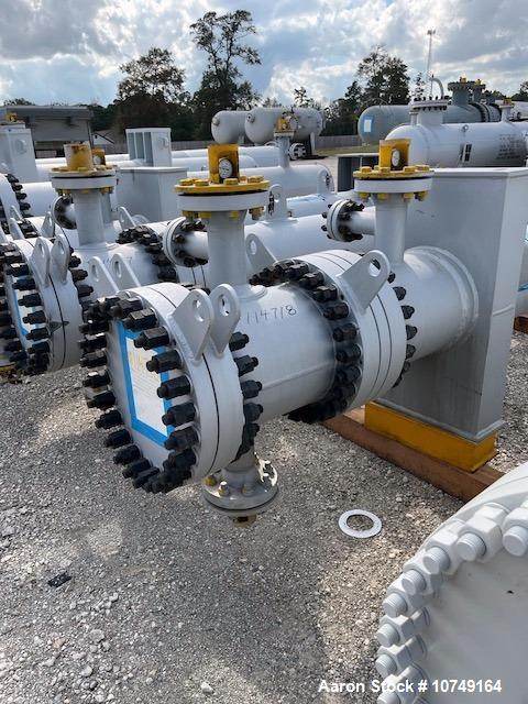 Used Wuxi Chemical Equipment 333 Square Foot Shell and Tube Heat Exchanger, Horizontal. Duplex 2205 stainless steel tubes rated 288.3 psi at 32 to 330 degrees F, 16' 7'' Tube length. 15'' Shell diame...