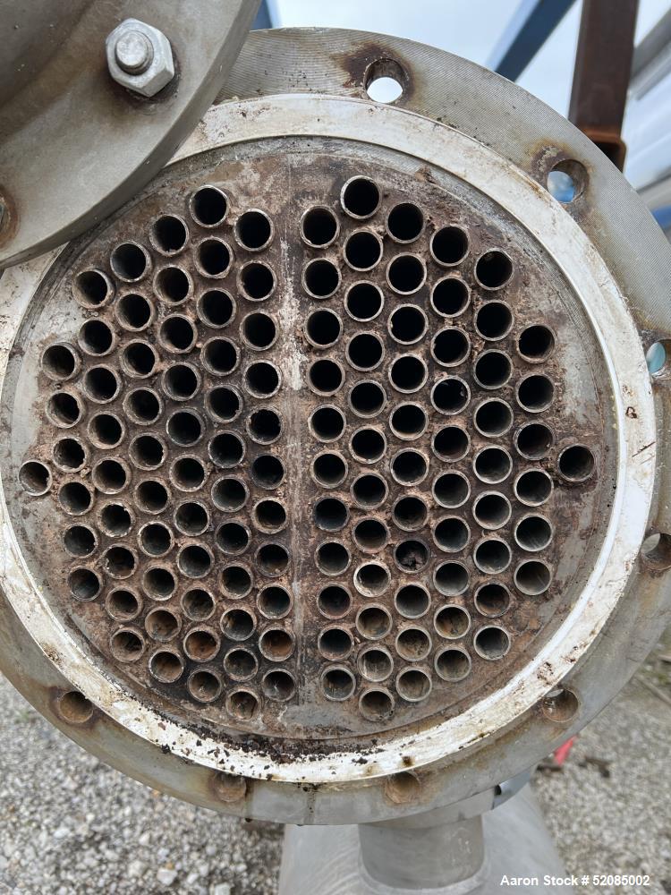 Used Struthers Industries Shell & Tube Heat Exchanger, Approximate 278.9 Square Feet, 316L Stainless Steel, Horizontal. 316L Stainless steel shell rated 150 psi / FV at 0 to 500 degrees F. (120) 316L...