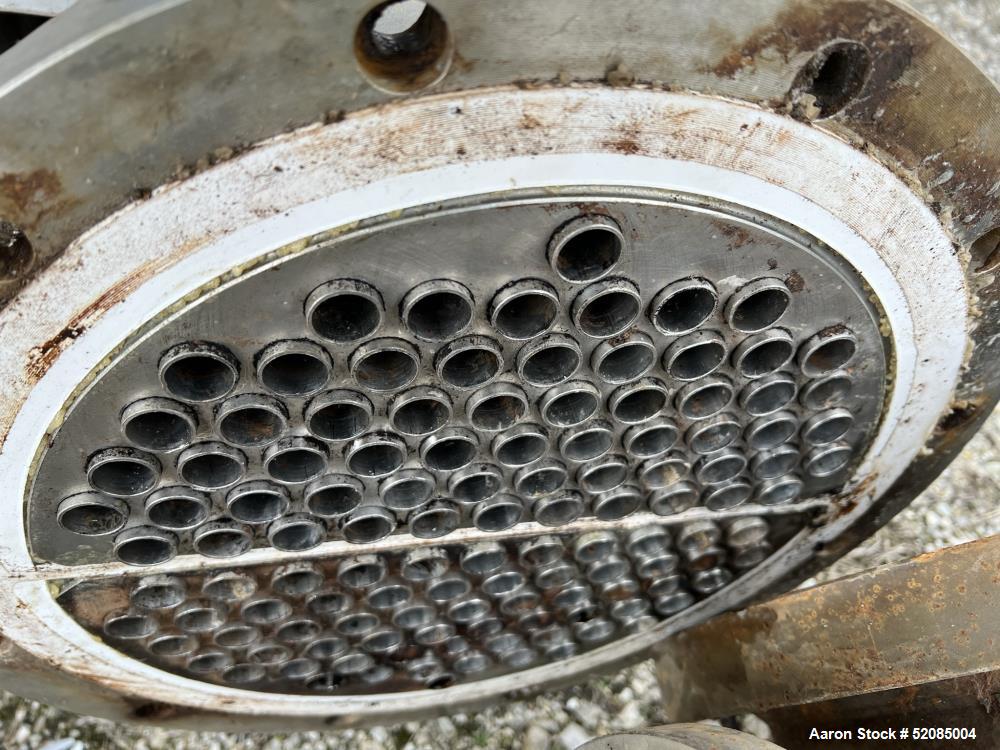 Used Struthers Industries Shell & Tube Heat Exchanger, Approximate 278.9 Square Feet, 316L Stainless Steel, Horizontal. 316L Stainless steel shell rated 150 psi / FV at 0 to 500 degrees F. (120) 316L...