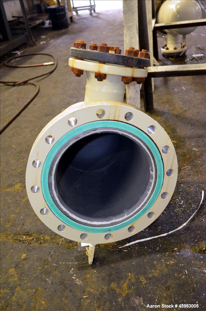 Unused- AT&F Advanced Metals Single Pass Shell and Tube Heat Exchanger, 76.2 Square Feet, Horizontal. Carbon steel shell rated 195 psi at -20 to 400 degrees F. (67) 3/4" Diameter x 72" long 2205 stai...