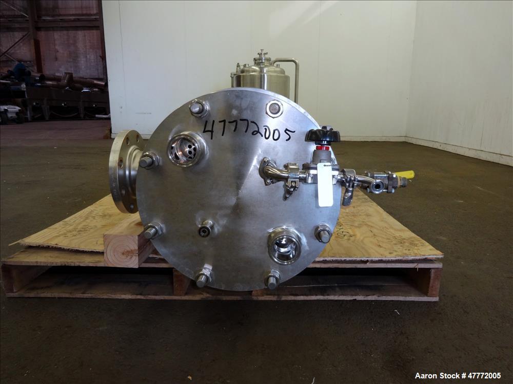 Used Allegheny Bradford U-tube Heat Exchanger, 138 Square Feet, Vertical.